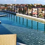 Incrivel Apartamento Em Porto De Galinhas Com Vista Deslumbrante Proximo Ao Centro